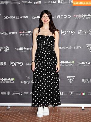 Alexandra Daddario фото #2585