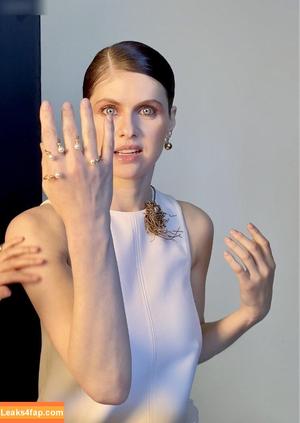 Alexandra Daddario фото #2776