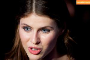 Alexandra Daddario photo #2799