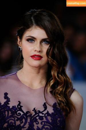 Alexandra Daddario фото #2891