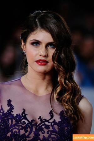 Alexandra Daddario фото #2892
