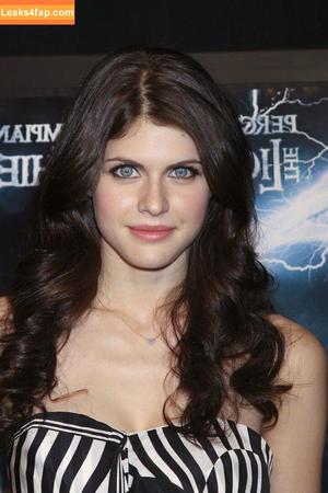 Alexandra Daddario photo #2901
