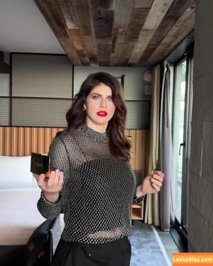 Alexandra Daddario photo #2927