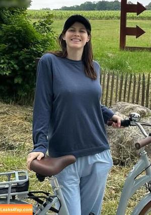 Alexandra Daddario photo #2941