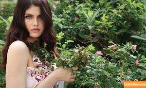 Alexandra Daddario фото #3240