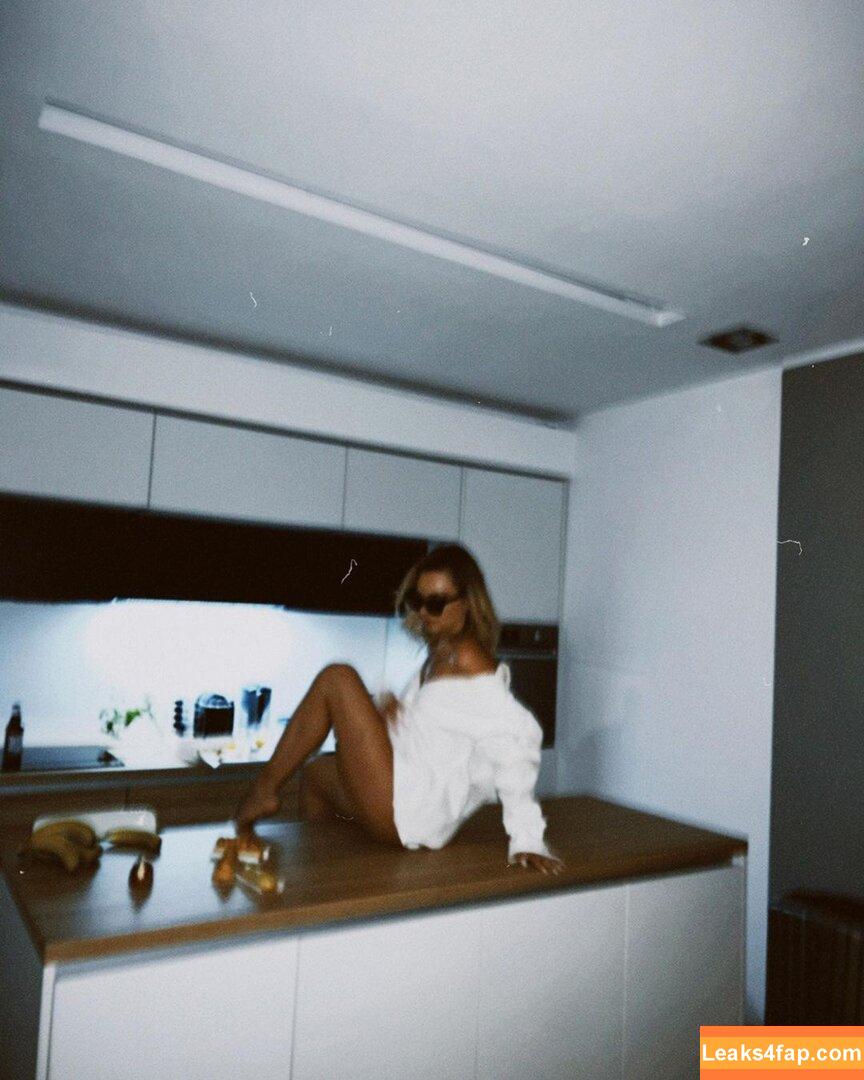 Alexandra Stan / alexandrastan leaked photo photo #0004