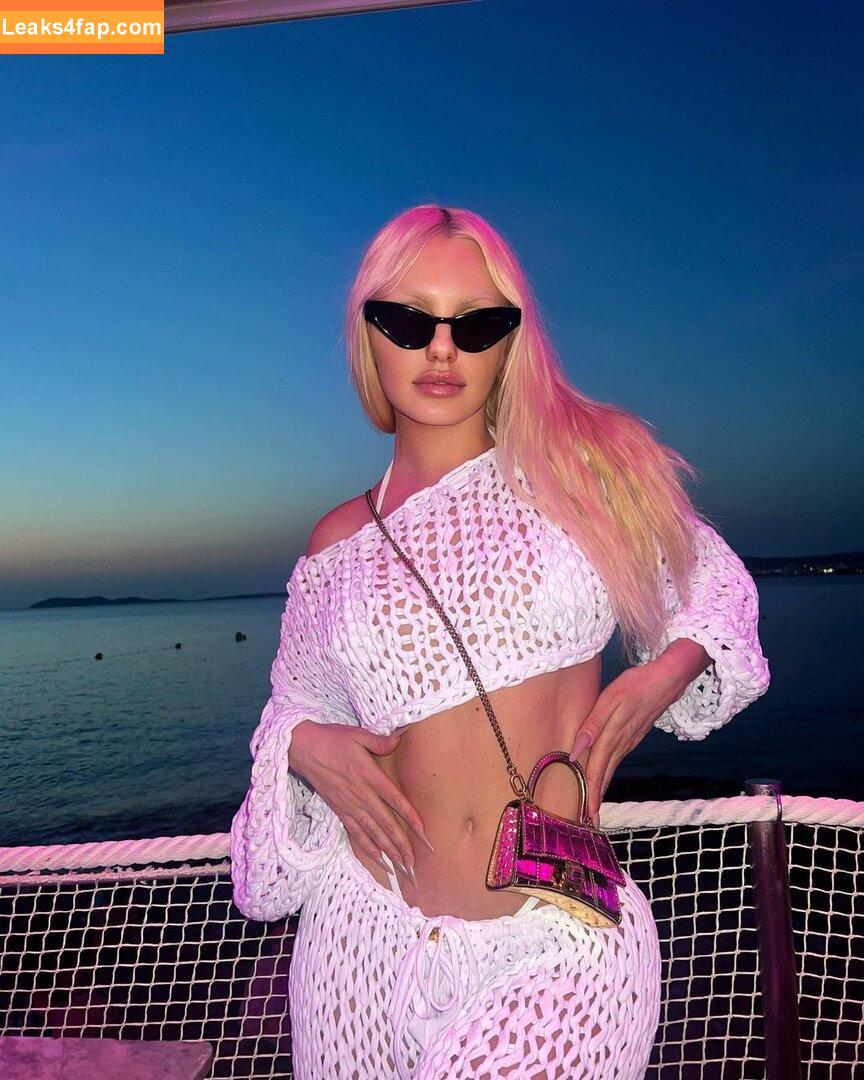 Alexandra Stan / alexandrastan слитое фото фото #0200