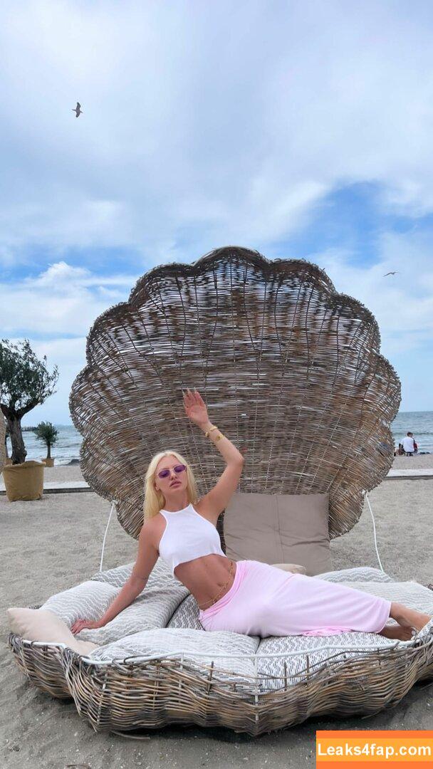 Alexandra Stan / alexandrastan слитое фото фото #0276