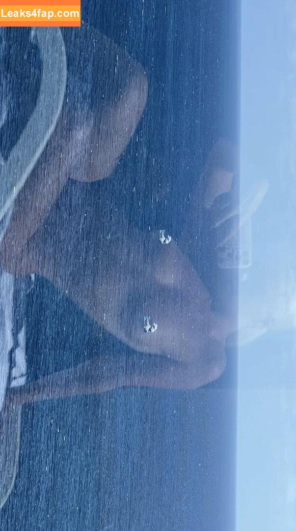 Alexandra Stan / alexandrastan слитое фото фото #0303