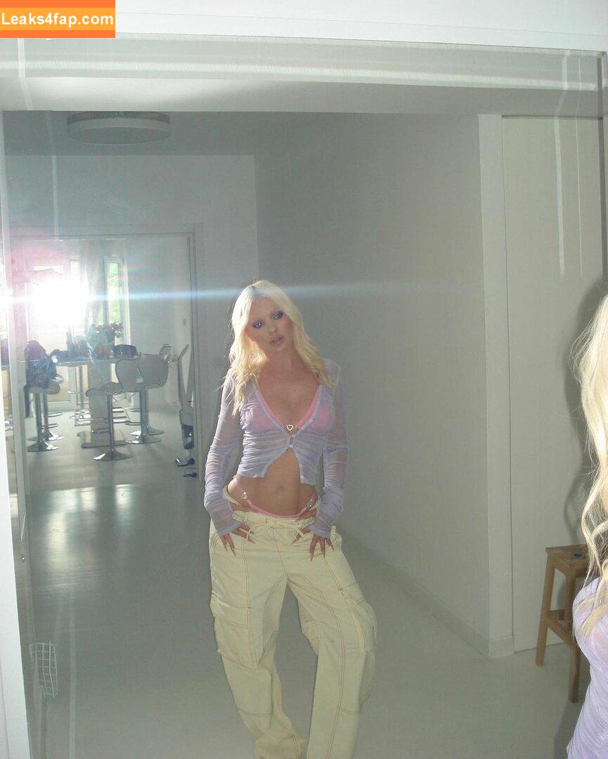 Alexandra Stan / alexandrastan leaked photo photo #0321