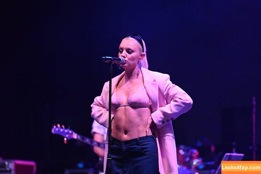 Alexandra Stan / alexandrastan слитое фото фото #0353