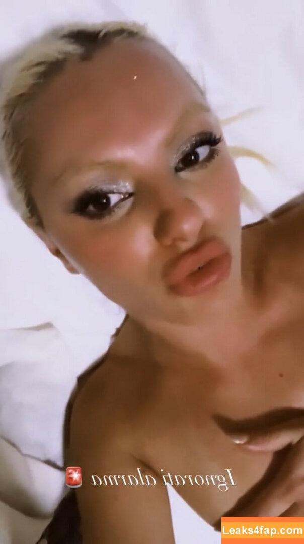 Alexandra Stan / alexandrastan слитое фото фото #0377