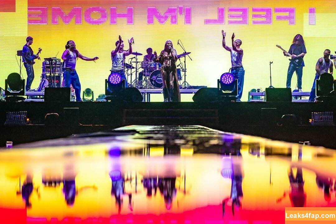 Alexandra Stan / alexandrastan слитое фото фото #0418