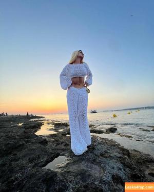 Alexandra Stan photo #0198