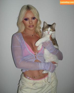 Alexandra Stan photo #0319