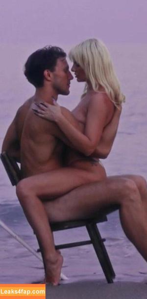 Alexandra Stan фото #0527