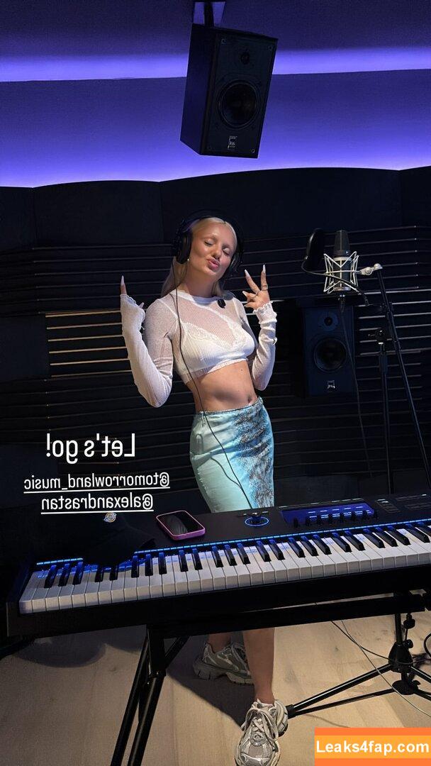 Alexandra Stan / alexandrastan leaked photo photo #1875