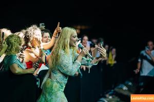 Alexandra Stan photo #1824