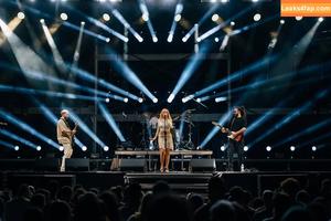 Alexandra Stan photo #1827