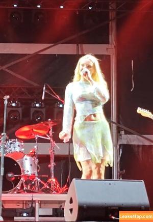 Alexandra Stan photo #1976