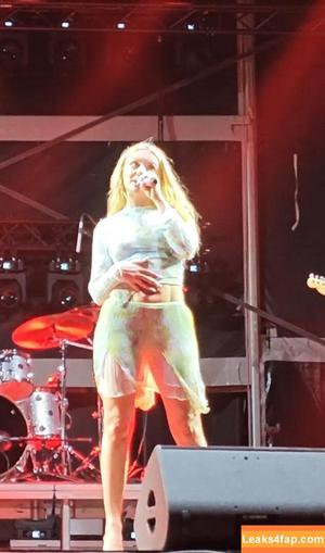 Alexandra Stan photo #1977