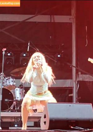 Alexandra Stan photo #1978