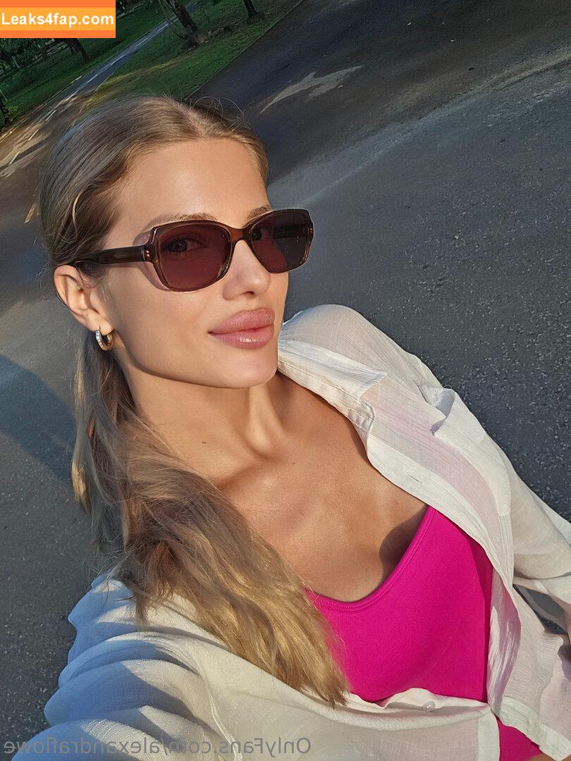 alexandraflowe /  leaked photo photo #0042