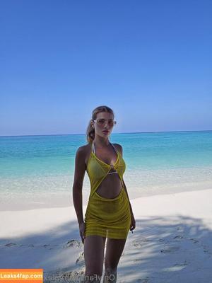 alexandraflowe photo #0041