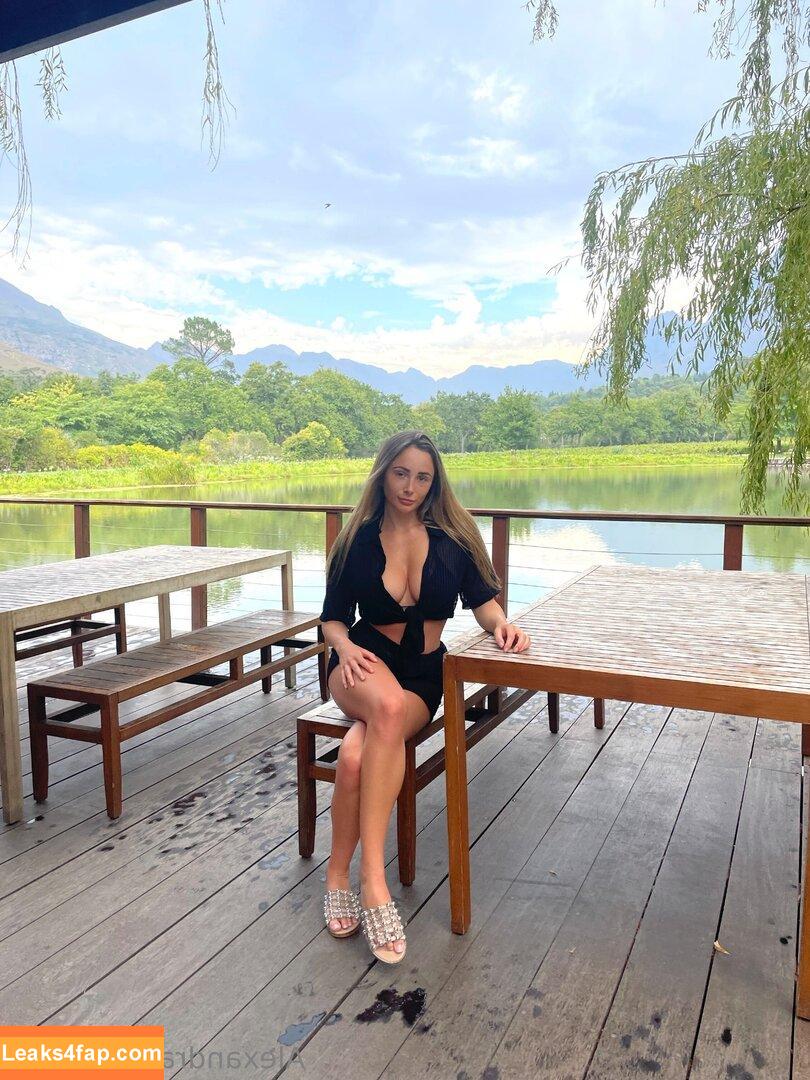 alexandrapembroke / alexandrapemxo leaked photo photo #0011