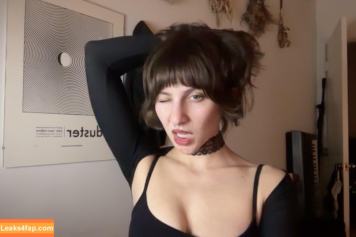 Alexandria Brady / Julie | eerilyrealistic / eerilyrealistic слитое фото фото #0029