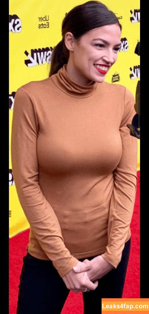 Alexandria Ocasio-Cortez / AOC / Alexandria Ocasio Cortez leaked photo photo #0128