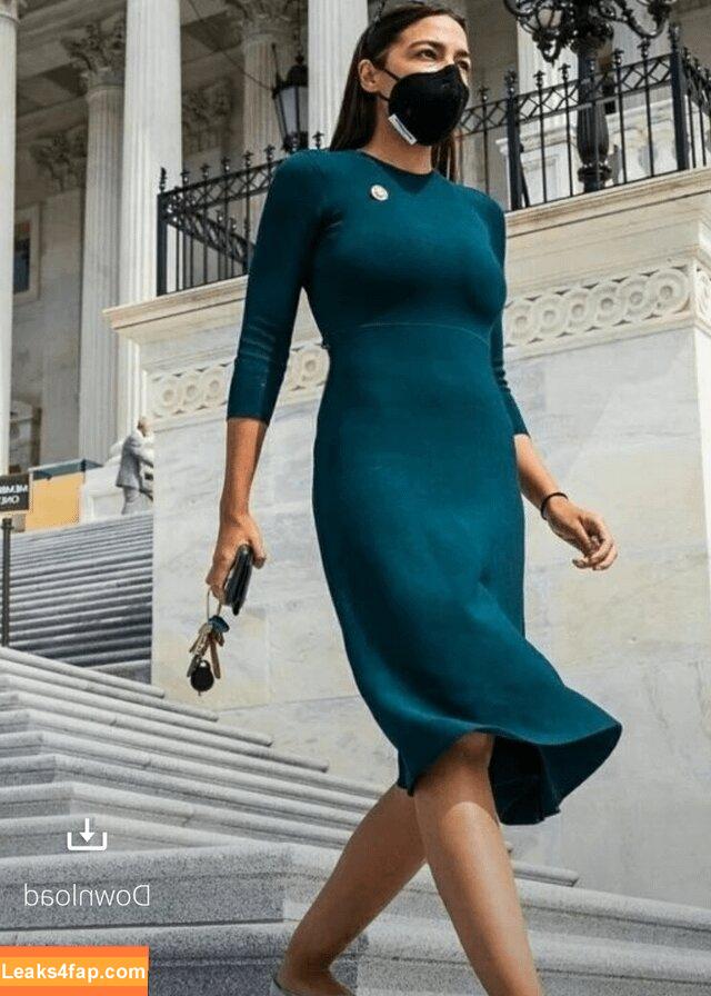 Alexandria Ocasio-Cortez / AOC / Alexandria Ocasio Cortez leaked photo photo #0134
