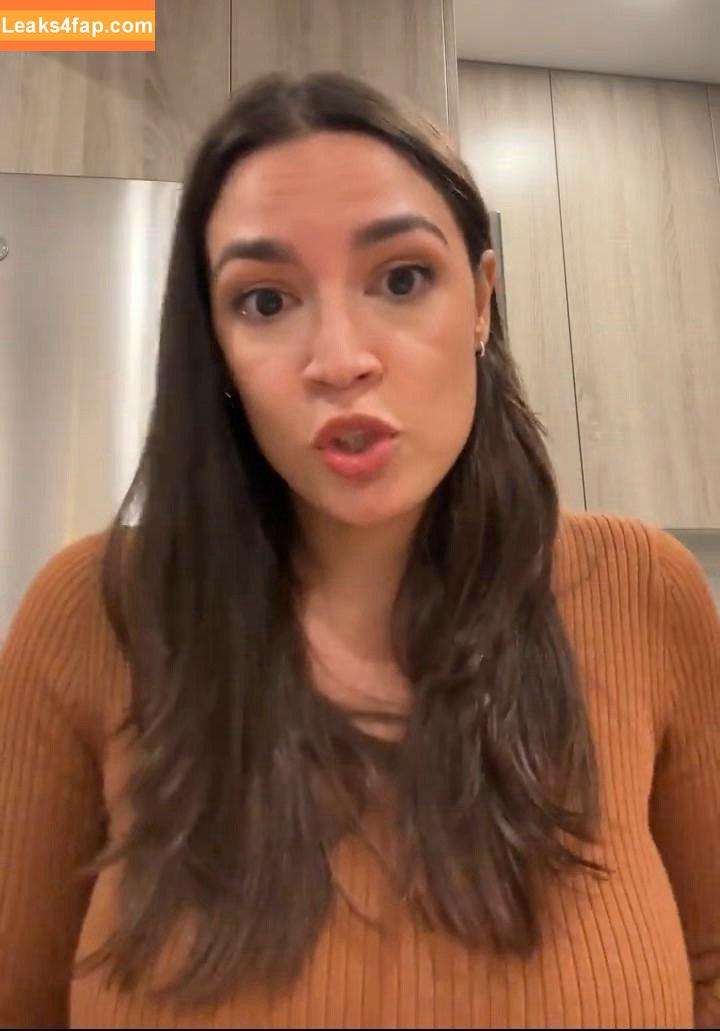 Alexandria Ocasio-Cortez / AOC слитое фото фото #0192