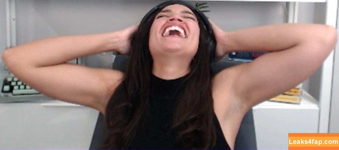 Alexandria Ocasio-Cortez / AOC / Alexandria Ocasio Cortez слитое фото фото #0225