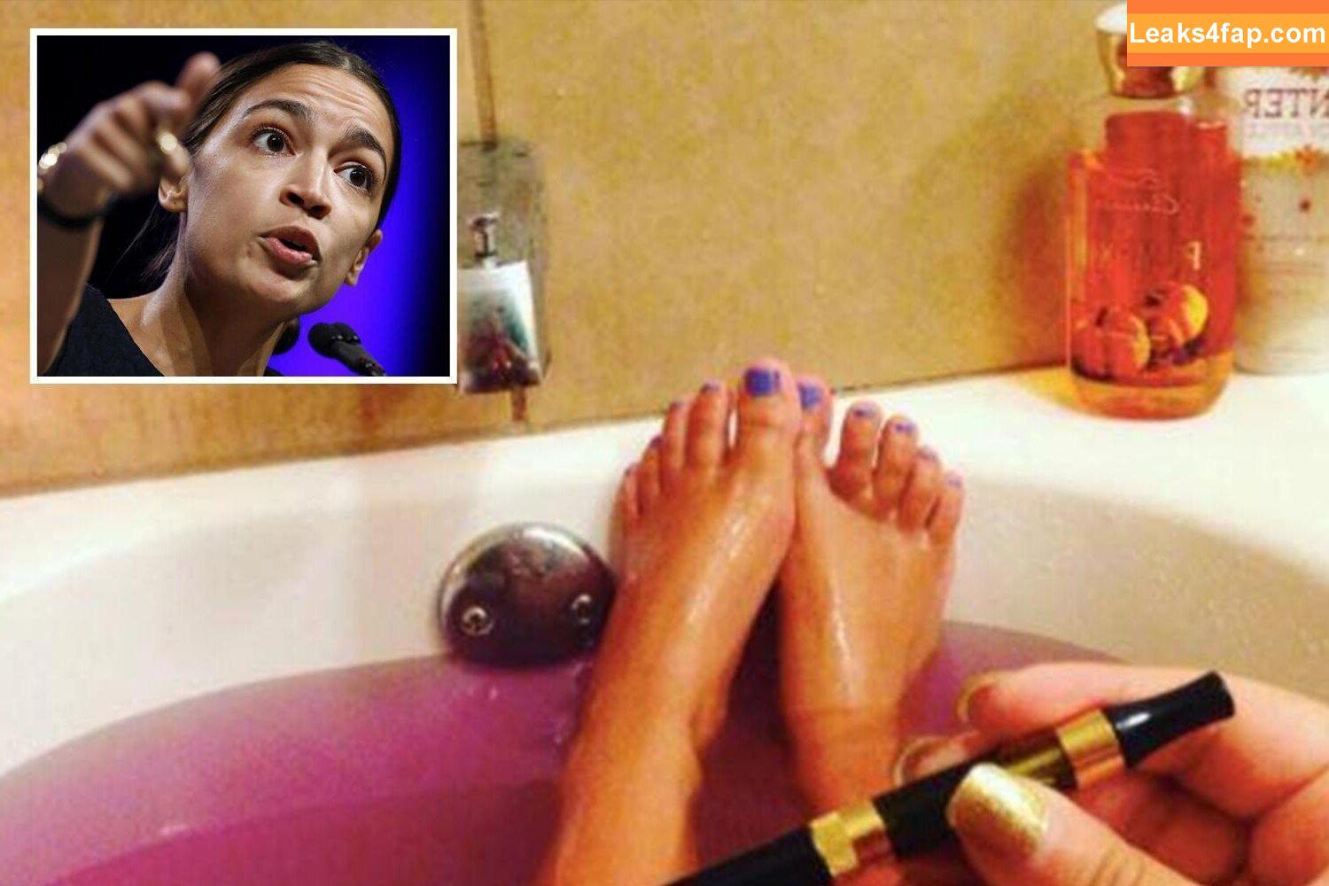 Alexandria Ocasio-Cortez / AOC / Alexandria Ocasio Cortez leaked photo photo #0316