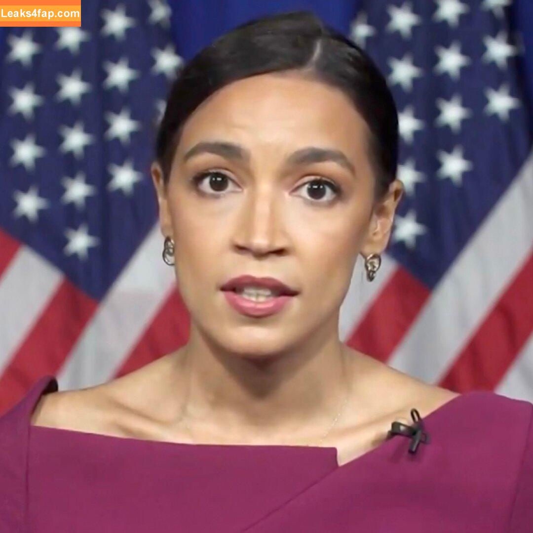 Alexandria Ocasio-Cortez / AOC / Alexandria Ocasio Cortez leaked photo photo #0322