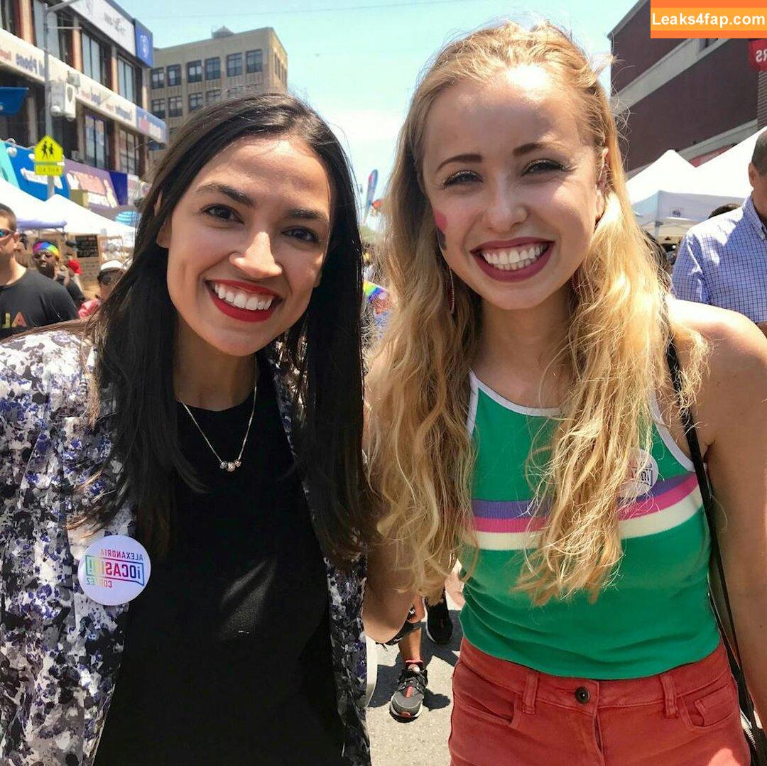 Alexandria Ocasio-Cortez / AOC / Alexandria Ocasio Cortez слитое фото фото #0362