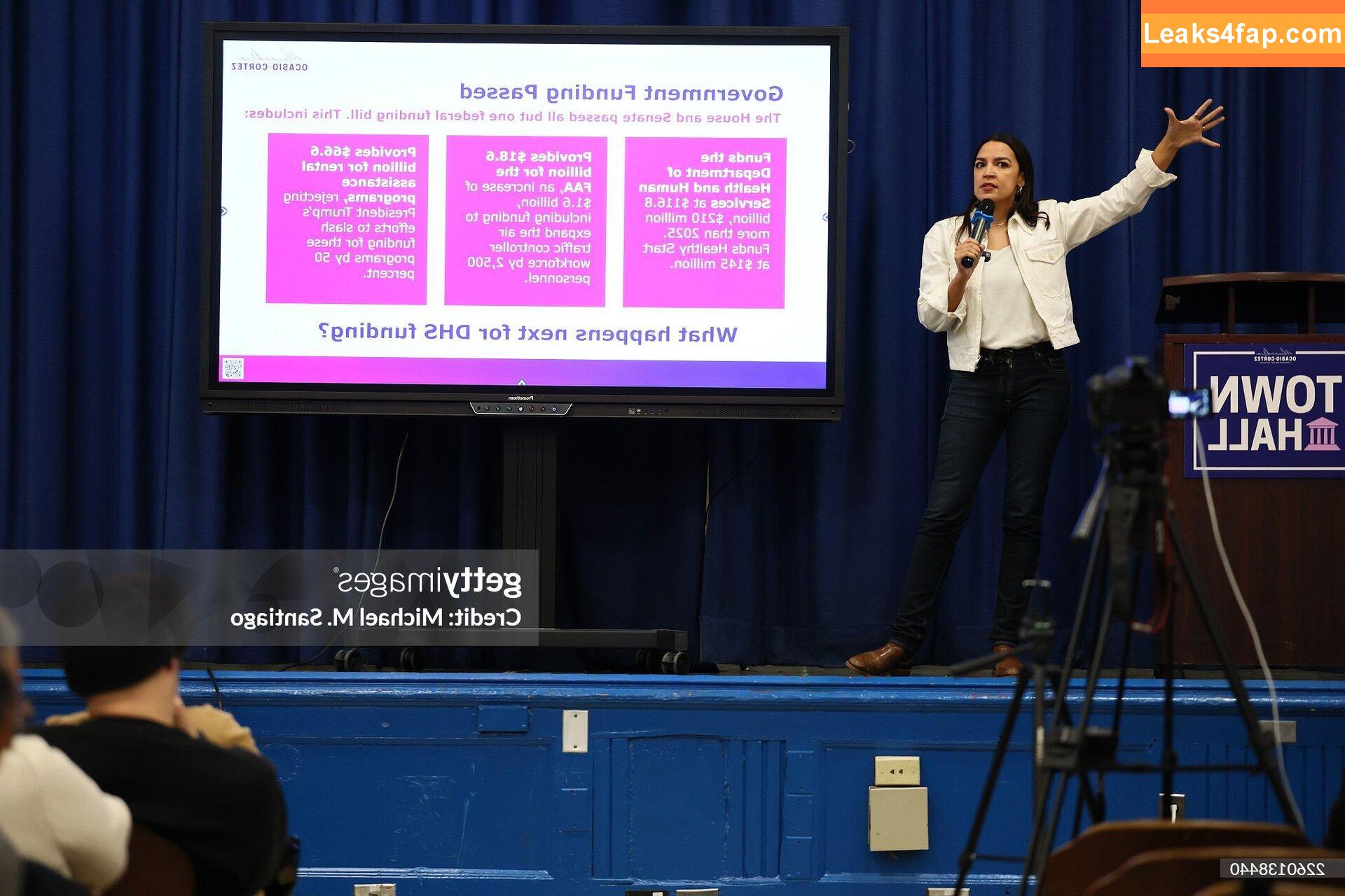 Alexandria Ocasio-Cortez / AOC / Alexandria Ocasio Cortez leaked photo photo #0368