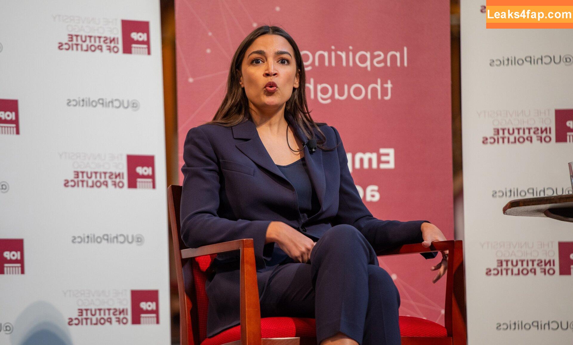 Alexandria Ocasio-Cortez / AOC / Alexandria Ocasio Cortez leaked photo photo #0389
