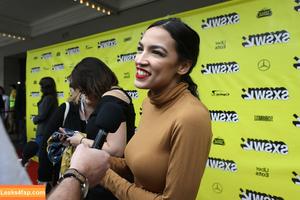 Alexandria Ocasio-Cortez фото #0008