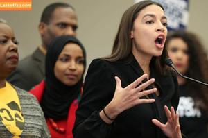 Alexandria Ocasio-Cortez фото #0019