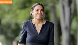 Alexandria Ocasio-Cortez фото #0020