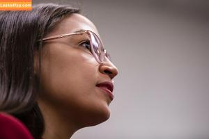 Alexandria Ocasio-Cortez фото #0029