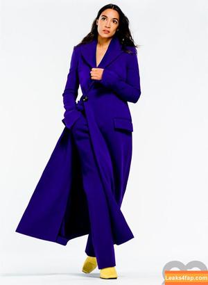 Alexandria Ocasio-Cortez фото #0037