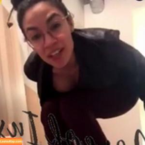 Alexandria Ocasio-Cortez фото #0046