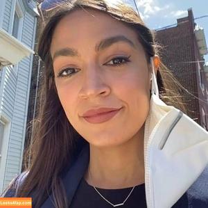 Alexandria Ocasio-Cortez фото #0065
