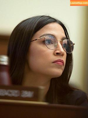 Alexandria Ocasio-Cortez фото #0079