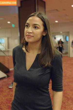 Alexandria Ocasio-Cortez фото #0103