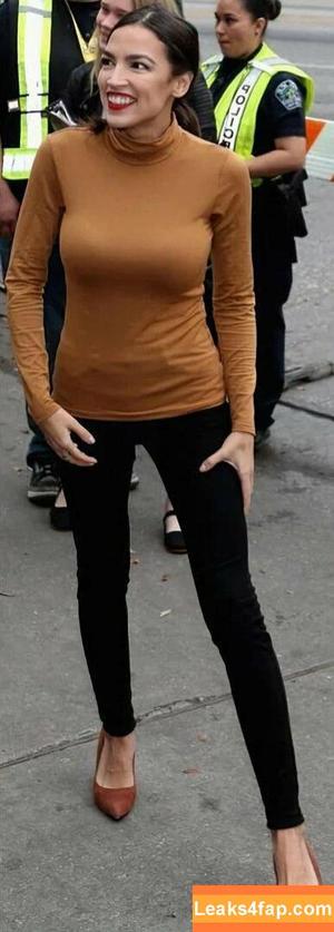Alexandria Ocasio-Cortez фото #0104