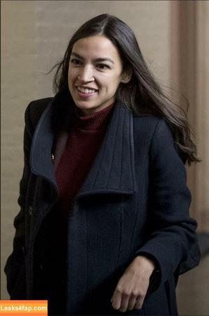 Alexandria Ocasio-Cortez фото #0110